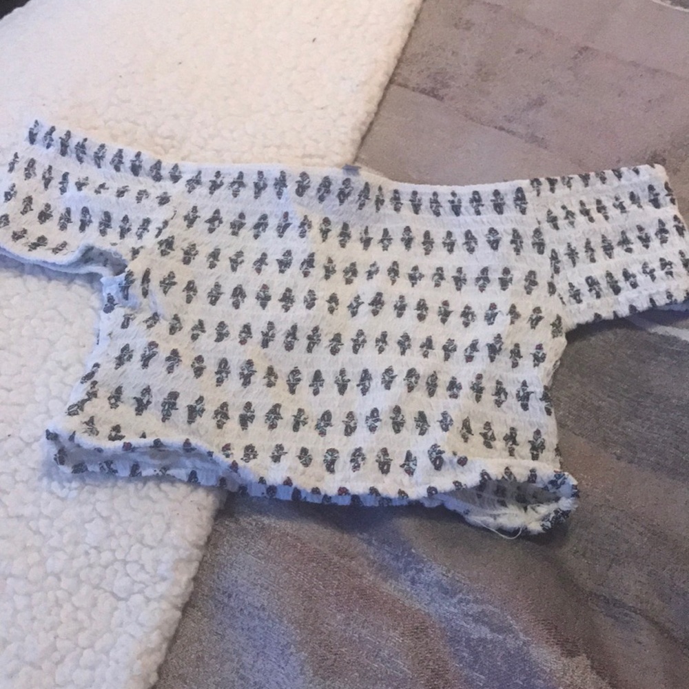 off the shoulder crop top